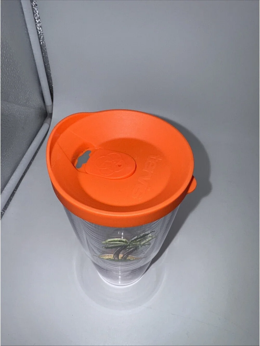 Tervis Palm Tree w/Sunset Doubled Insulated 24 Oz Clear Tumbler Hot Cold Lid